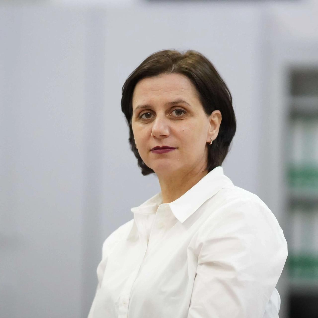 Prof. Asc. Melpomeni Bizhga